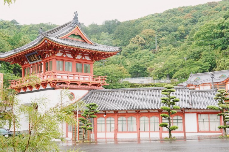 武雄溫泉、溫泉樓門：佐賀千年歷史泡湯，必訪九州三大名湯