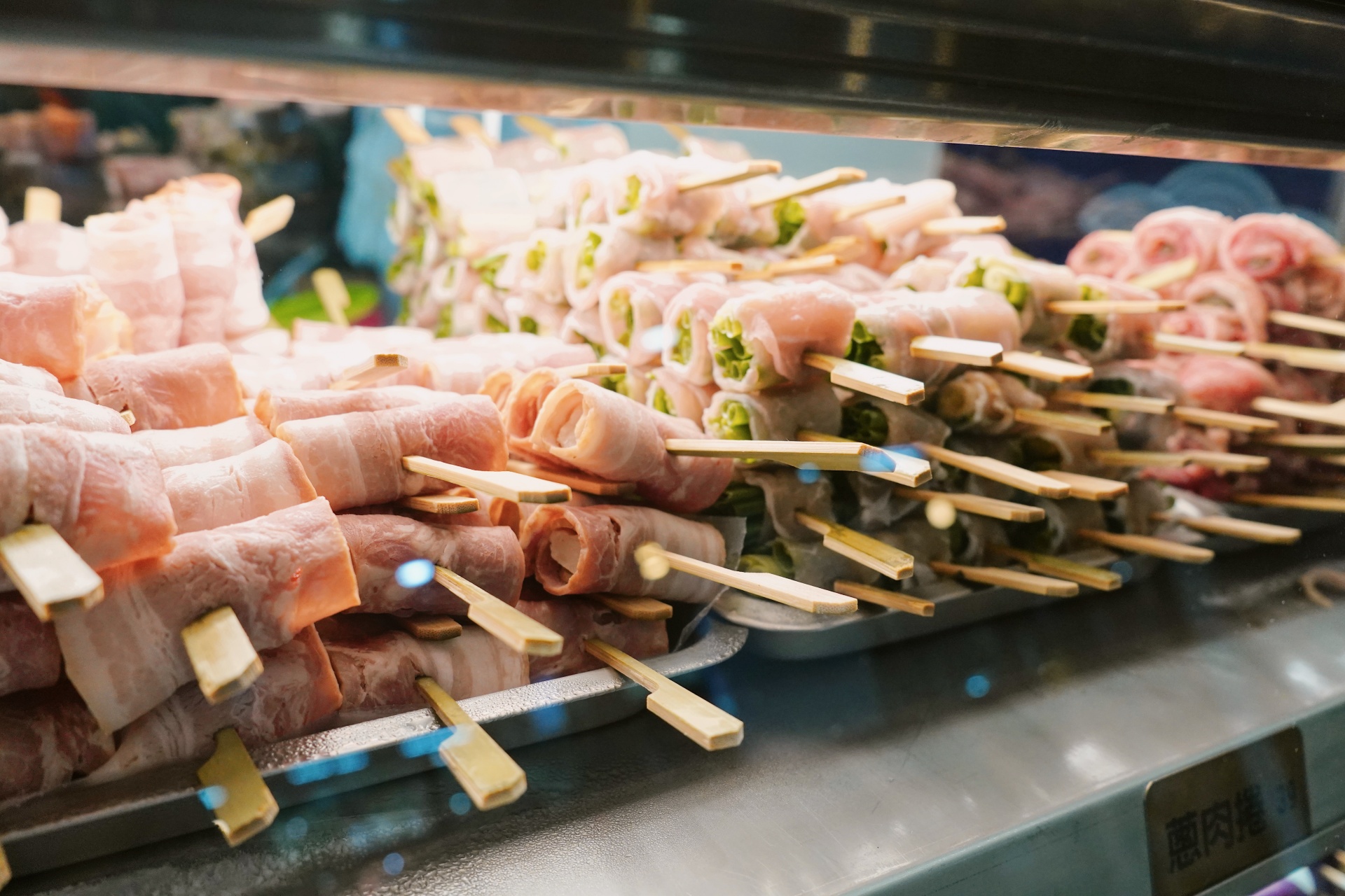 享烤串燒：新北蘆洲平價美味串燒店，聚餐必備！聖誕、新年、跨年一起來開心吃吃吧！