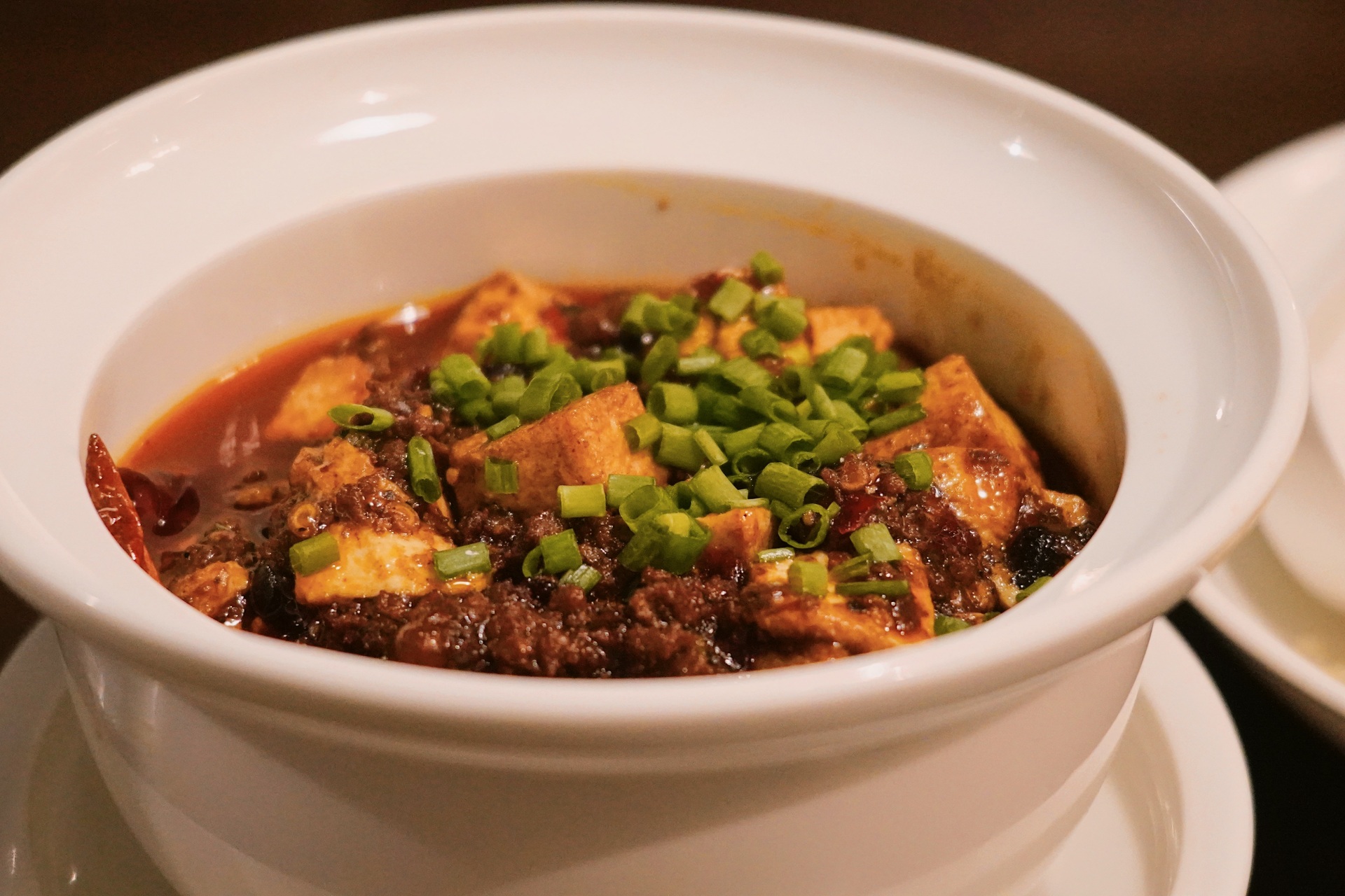 撕漫男餐廳：朝光 201 開箱！首爾餐廳推薦，沒吃到傳聞中的東坡肉，來一份麻婆豆腐吧！被漫畫啟發的中式料理廚師