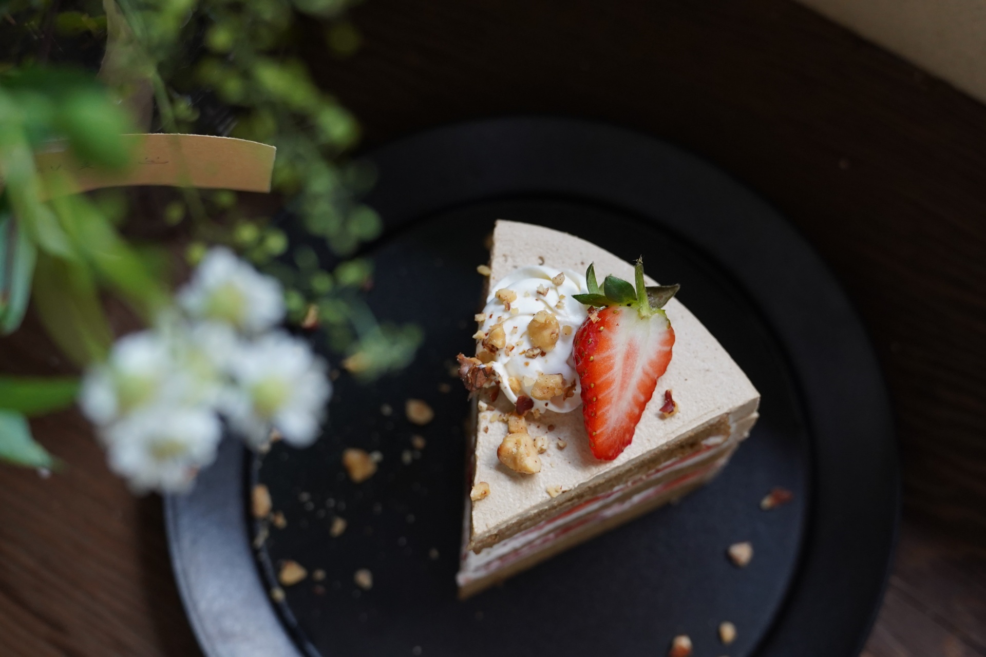 群島李季：台中西區的一抹平靜，一起登島享受咖啡、甜點與靜謐的個人時光吧！